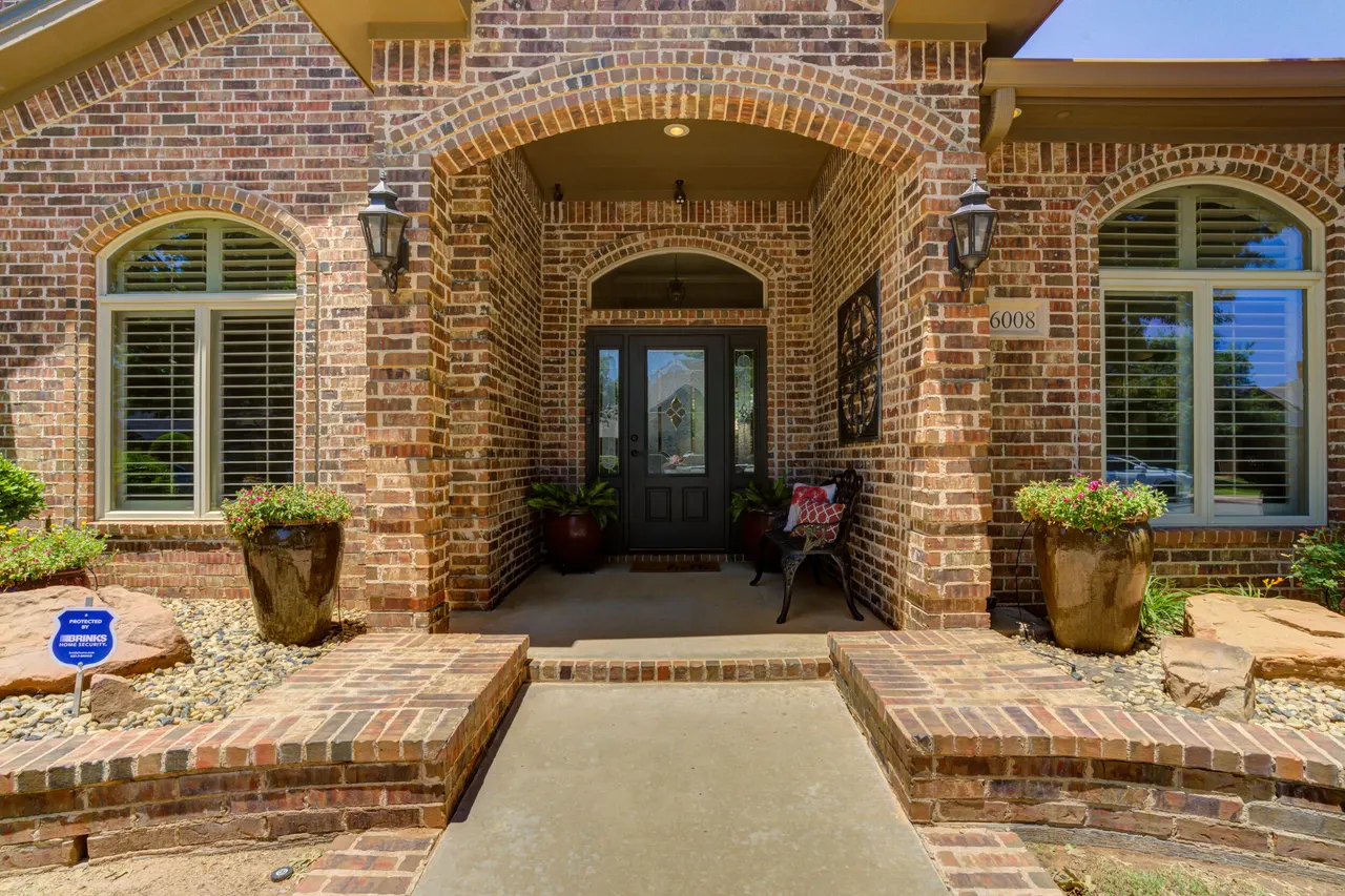 Photo 3 — 6008 89th Street, Lubbock, TX 79424
