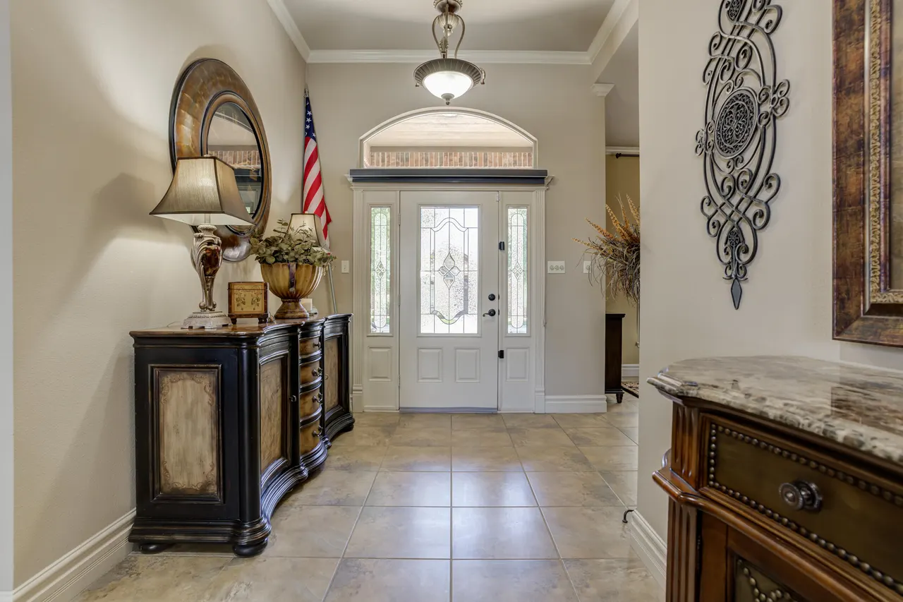 Photo 4 — 6008 89th Street, Lubbock, TX 79424