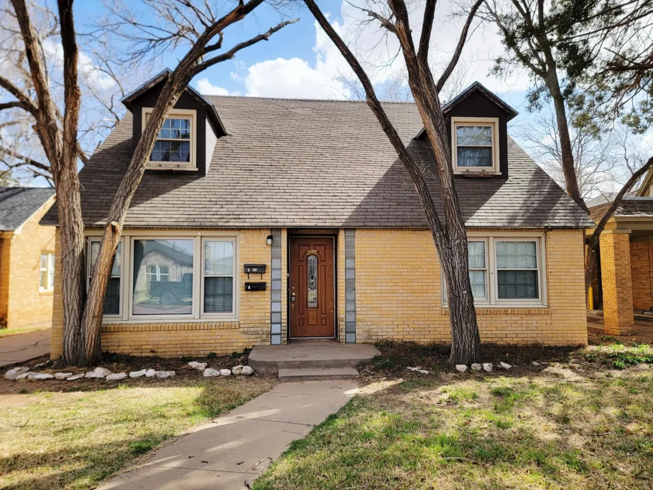 Front exterior — 2003 16th Street, Lubbock, TX 79401