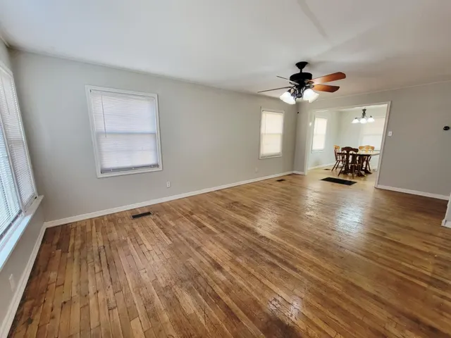 Photo 3 — 2003 16th Street, Lubbock, TX 79401