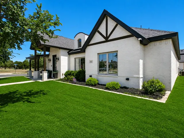 Photo 4 — 607 Buckingham Avenue, Wolfforth, TX 79382