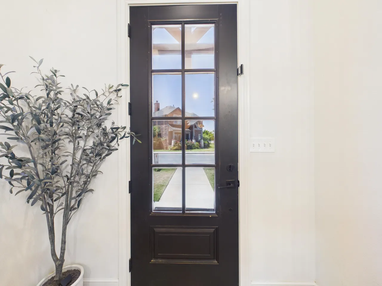 Photo 7 — 607 Buckingham Avenue, Wolfforth, TX 79382