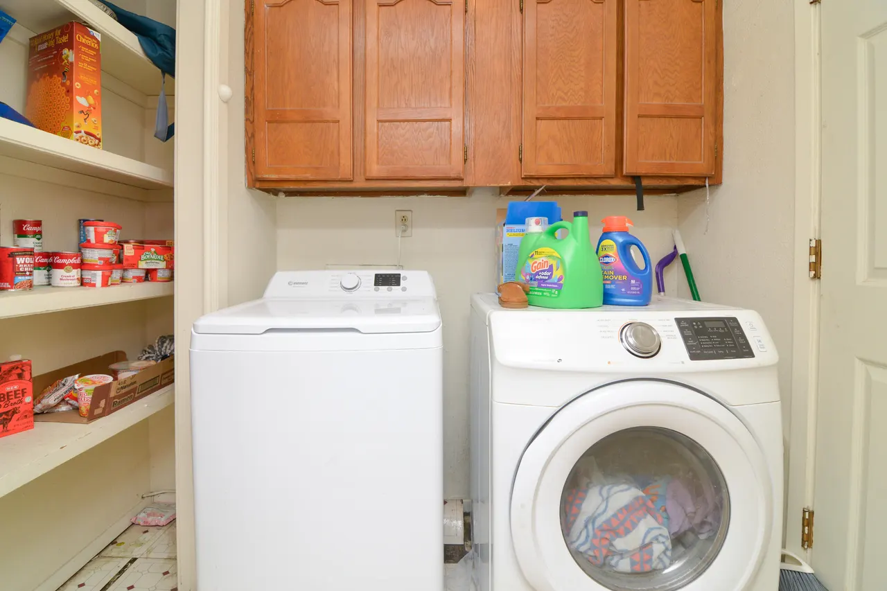 Photo 9 — 3313 79th Street A & B, Lubbock, TX 79423