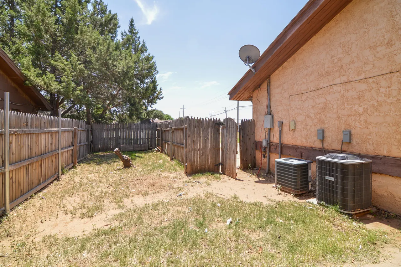 Photo 28 — 3313 79th Street A & B, Lubbock, TX 79423
