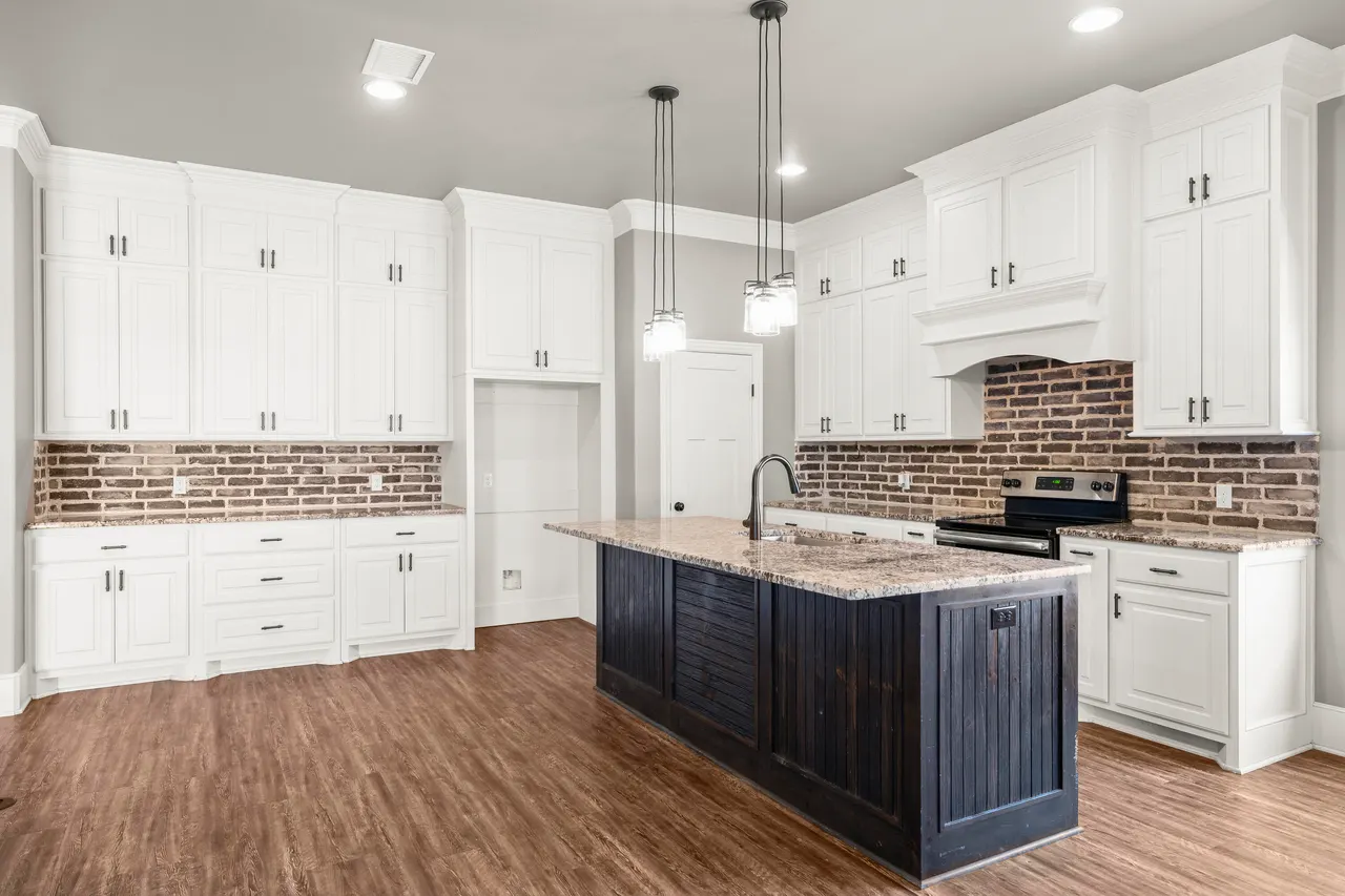 Photo 10 — 1131 17th Street, Shallowater, TX 79363