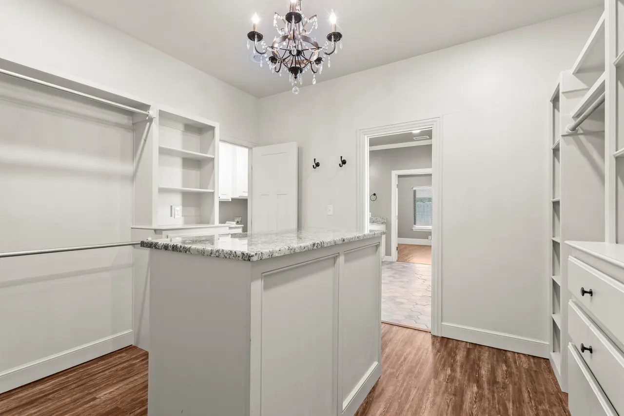 Photo 17 — 1131 17th Street, Shallowater, TX 79363