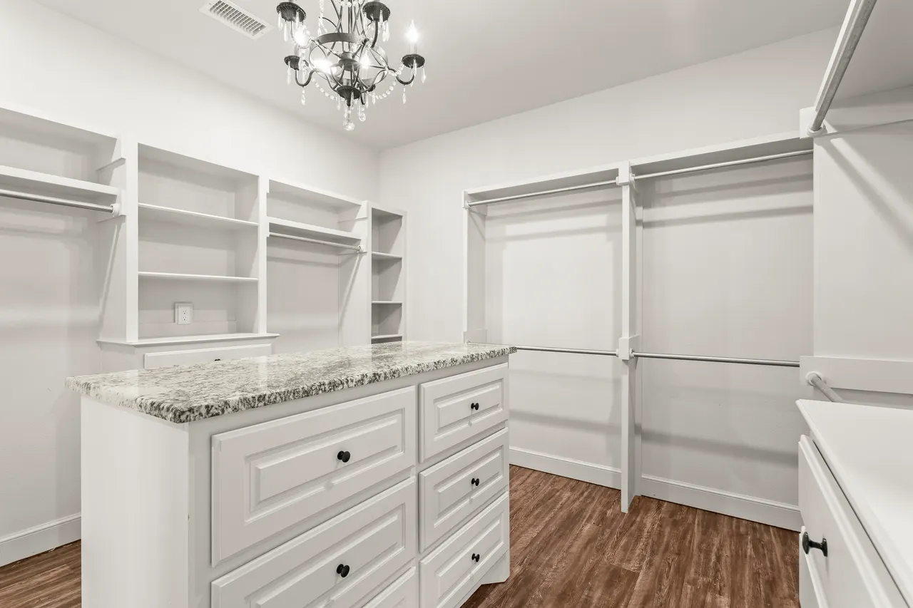 Photo 18 — 1131 17th Street, Shallowater, TX 79363