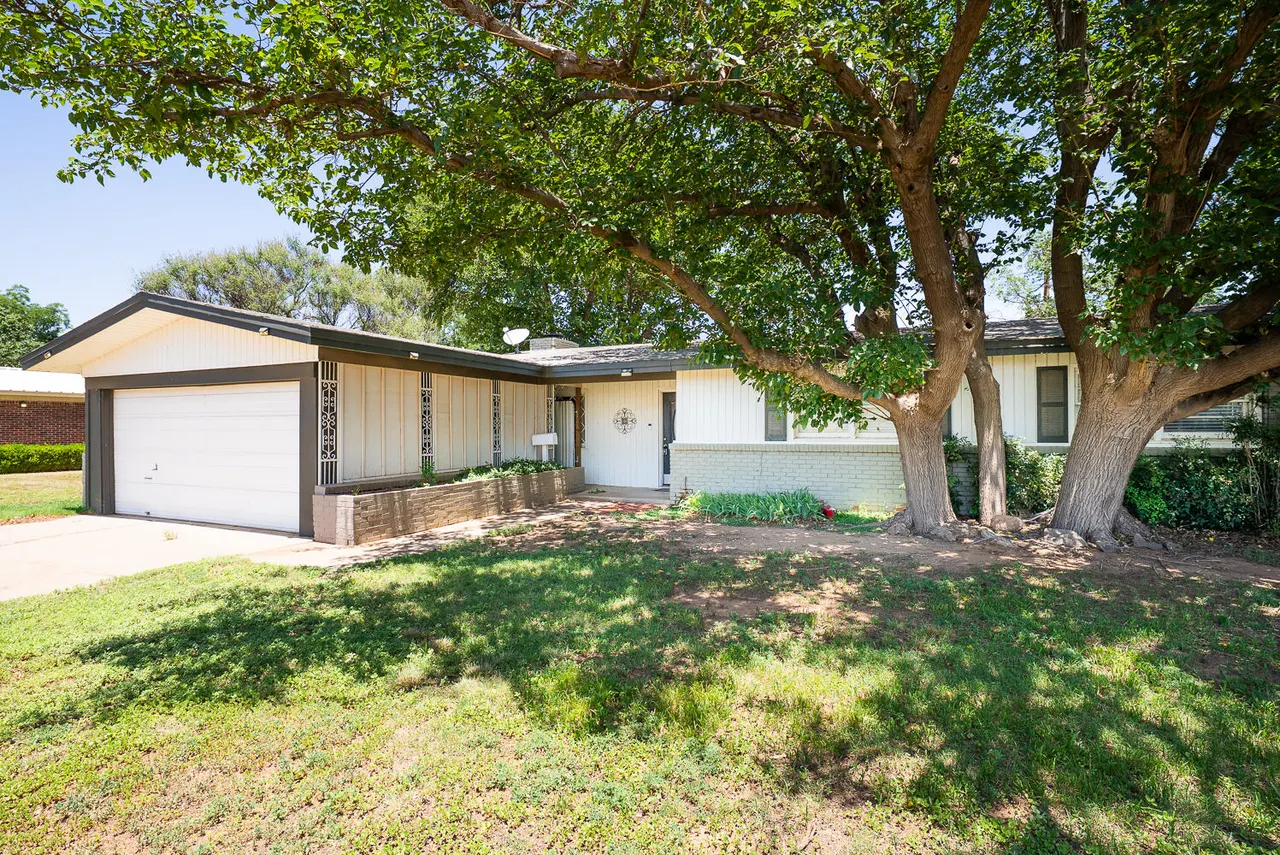 Photo 16 — 4604 31st Street, Lubbock, TX 79410