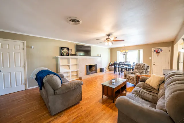 Photo 2 — 4604 31st Street, Lubbock, TX 79410