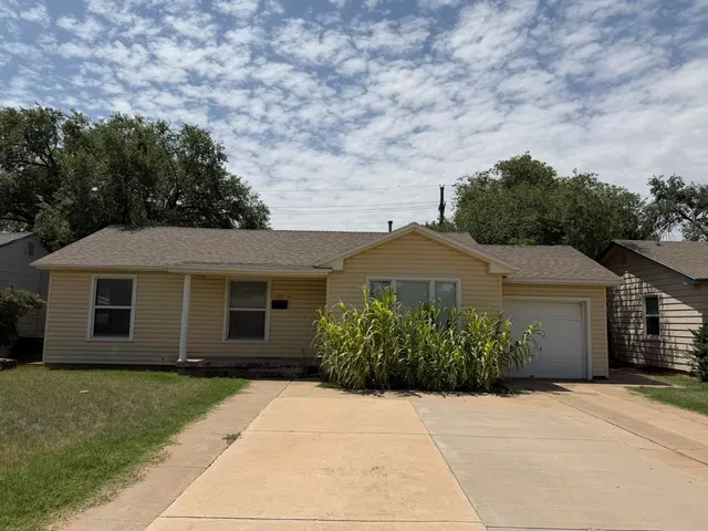 Front exterior — 3505 28th Street, Lubbock, TX 79410