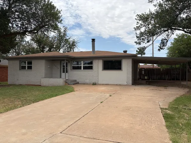 Photo 2 — 1212 E Buckley Street, Brownfield, TX 79316