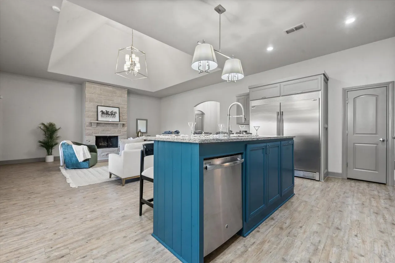 Photo 9 — 6906 68th Street, Lubbock, TX 79424