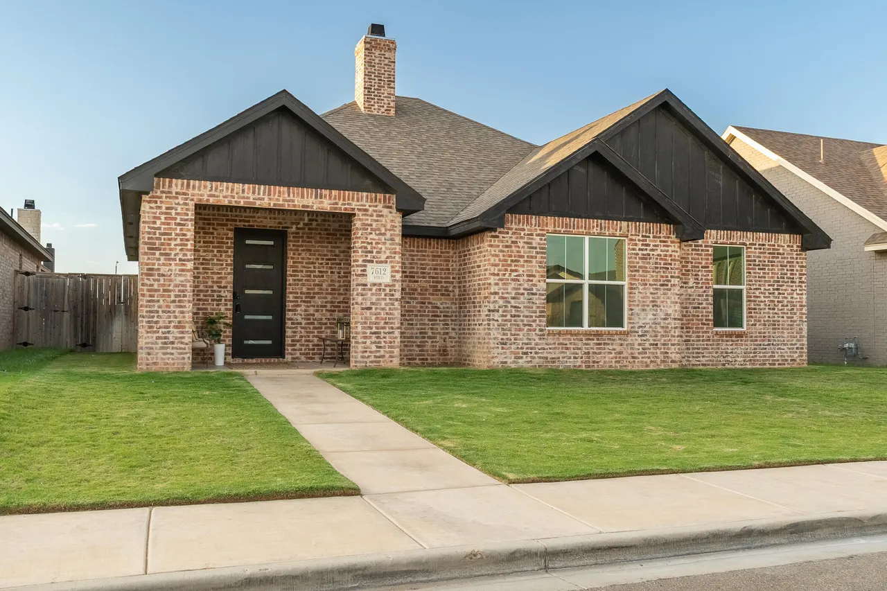 Photo 4 — 7612 53rd Street, Lubbock, TX 79407