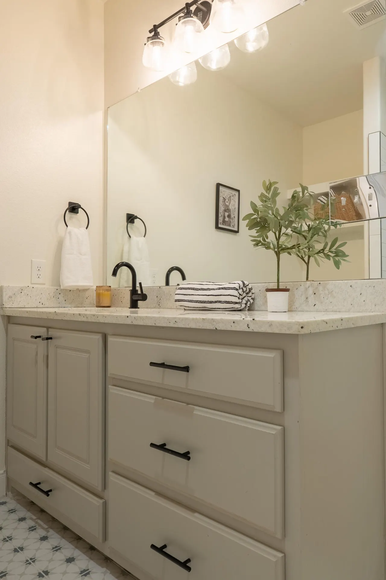 Photo 45 — 7612 53rd Street, Lubbock, TX 79407