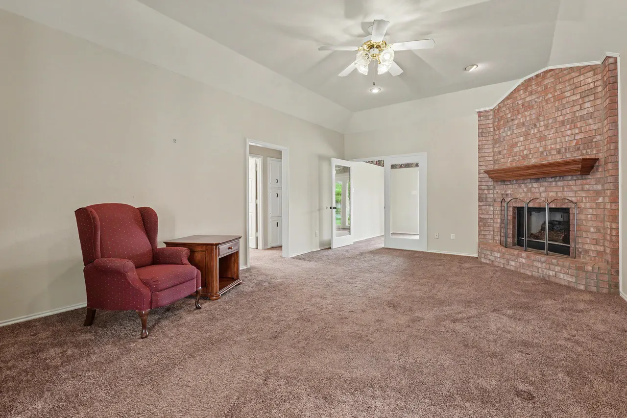 Photo 4 — 2902 85th Street, Lubbock, TX 79423