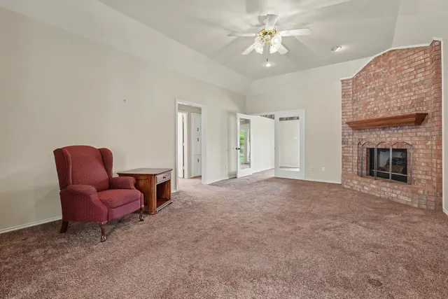 Photo 4 — 2902 85th Street, Lubbock, TX 79423