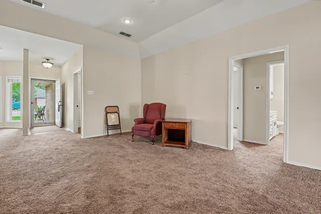 Photo 5 — 2902 85th Street, Lubbock, TX 79423