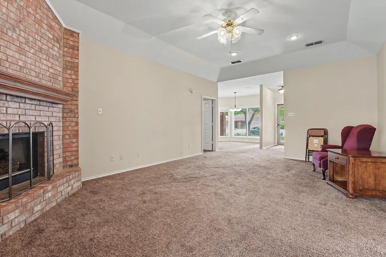 Photo 6 — 2902 85th Street, Lubbock, TX 79423