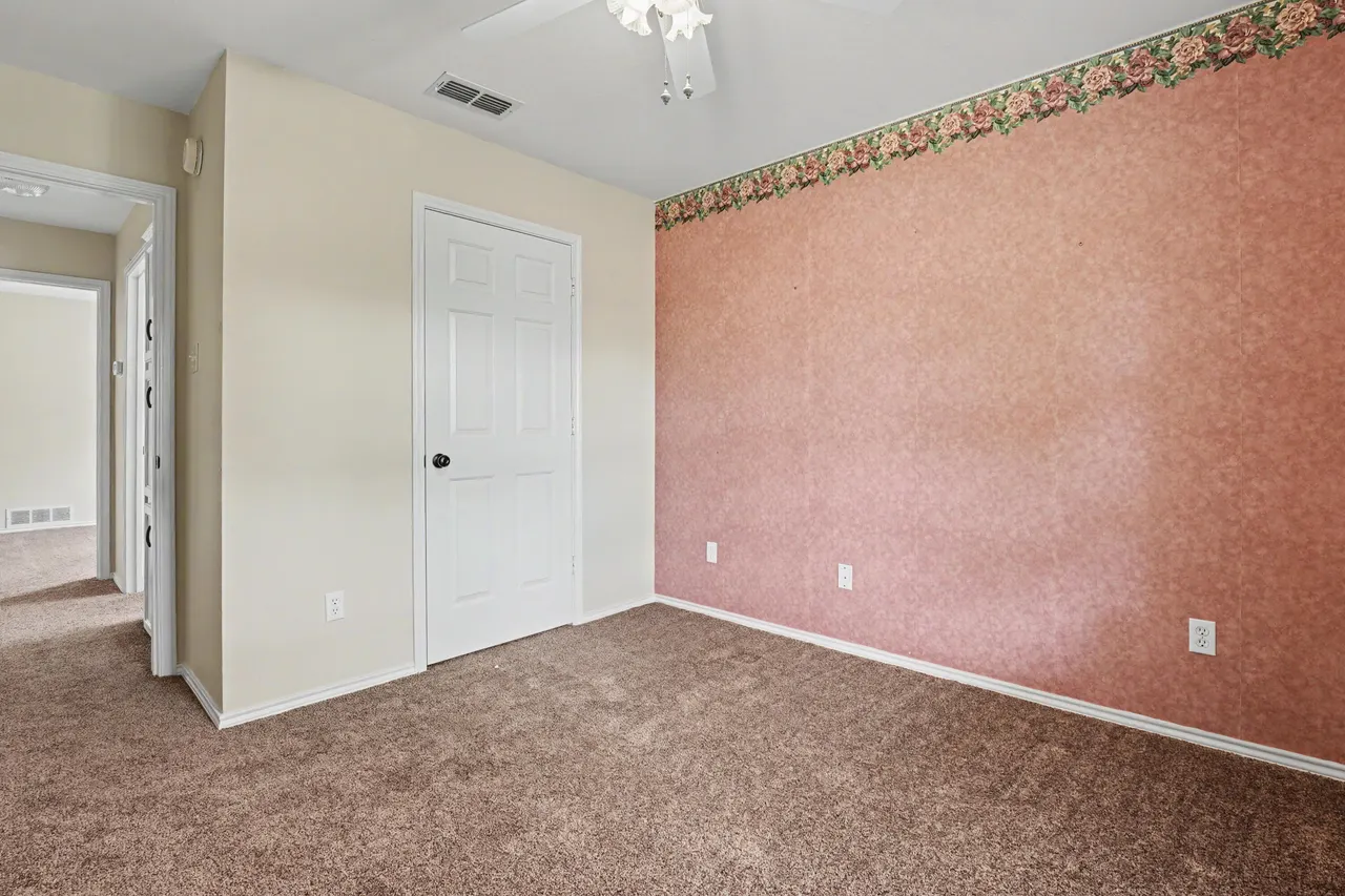 Photo 11 — 2902 85th Street, Lubbock, TX 79423