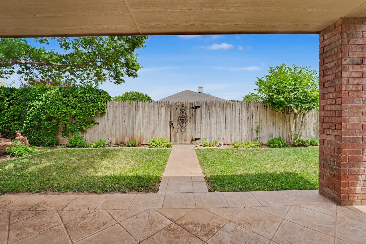Photo 23 — 2902 85th Street, Lubbock, TX 79423