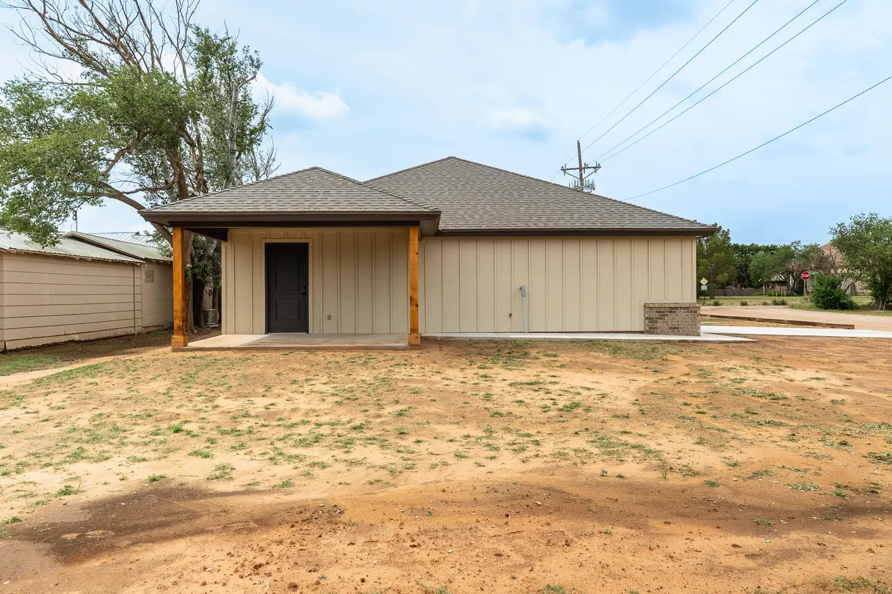 Photo 27 — 2028 N 5th Street, Tahoka, TX 79373