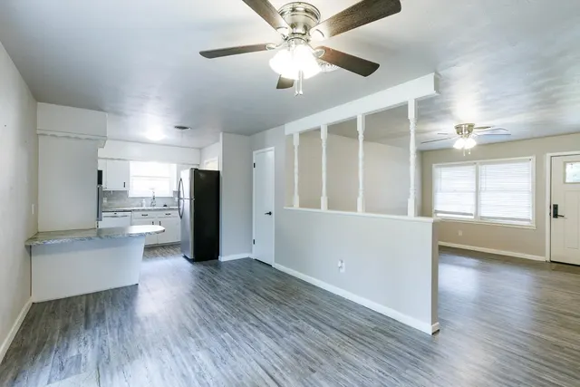 Photo 7 — 406 Bangor Avenue, Lubbock, TX 79416
