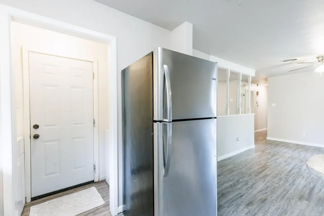 Photo 18 — 406 Bangor Avenue, Lubbock, TX 79416