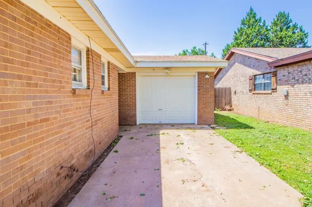 Photo 2 — 1300 Locust Lane, Littlefield, TX 79339