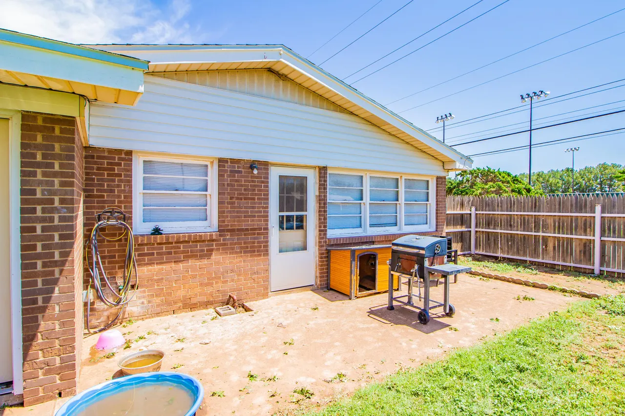 Photo 20 — 1300 Locust Lane, Littlefield, TX 79339