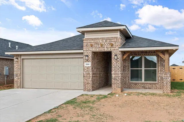 Front exterior — 2008 Durham Avenue, Wolfforth, TX 79382