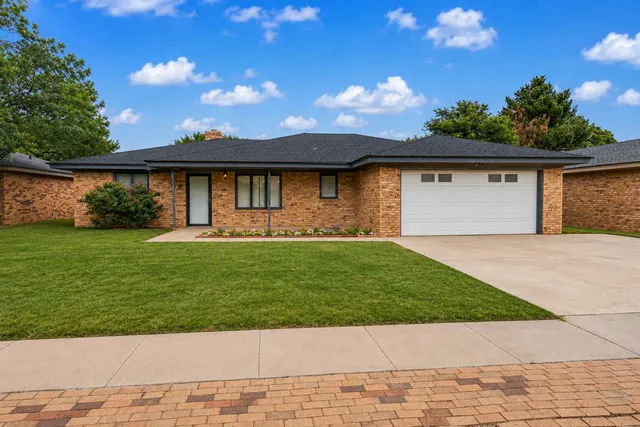Photo 2 — 5216 94th Street, Lubbock, TX 79424