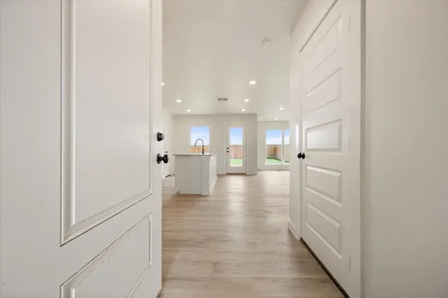 Photo 4 — 7413 64th Street, Lubbock, TX 79407