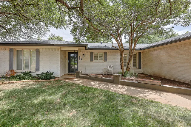 Photo 3 — 5711 74th Street, Lubbock, TX 79424