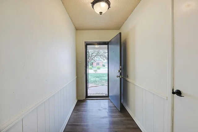 Photo 6 — 5711 74th Street, Lubbock, TX 79424