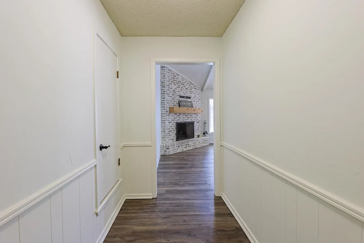 Photo 7 — 5711 74th Street, Lubbock, TX 79424