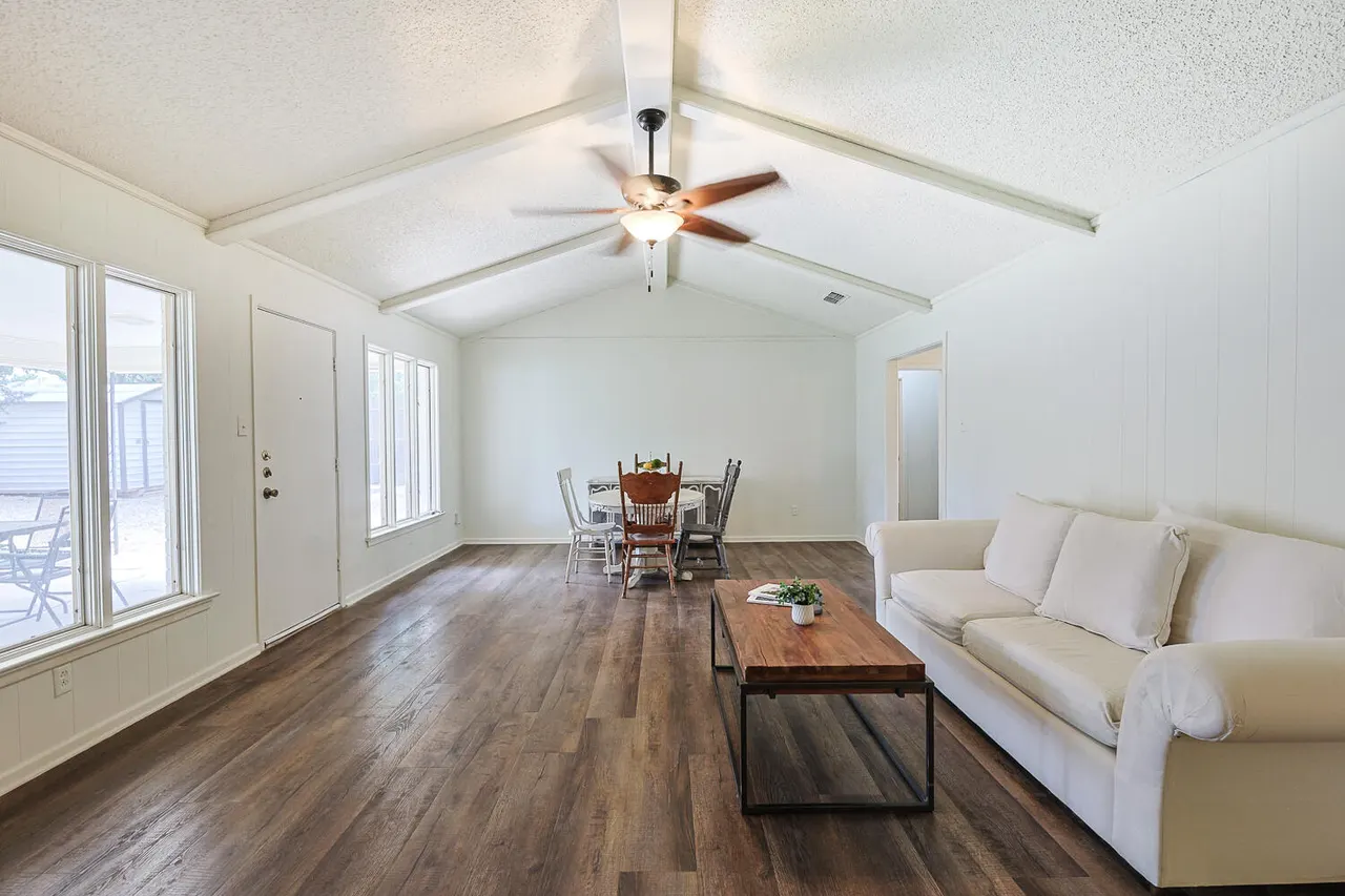 Photo 13 — 5711 74th Street, Lubbock, TX 79424