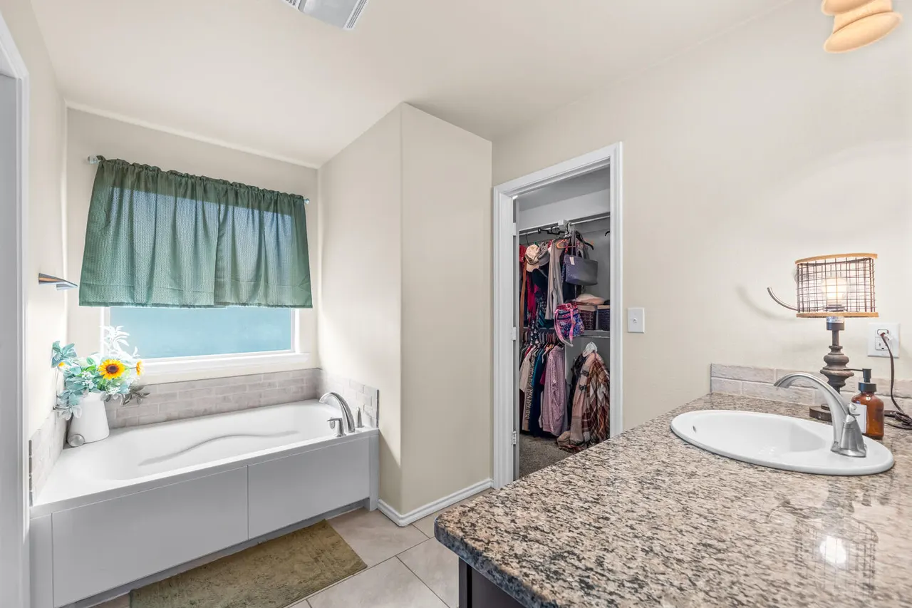 Photo 16 — 7425 104th Street, Lubbock, TX 79424