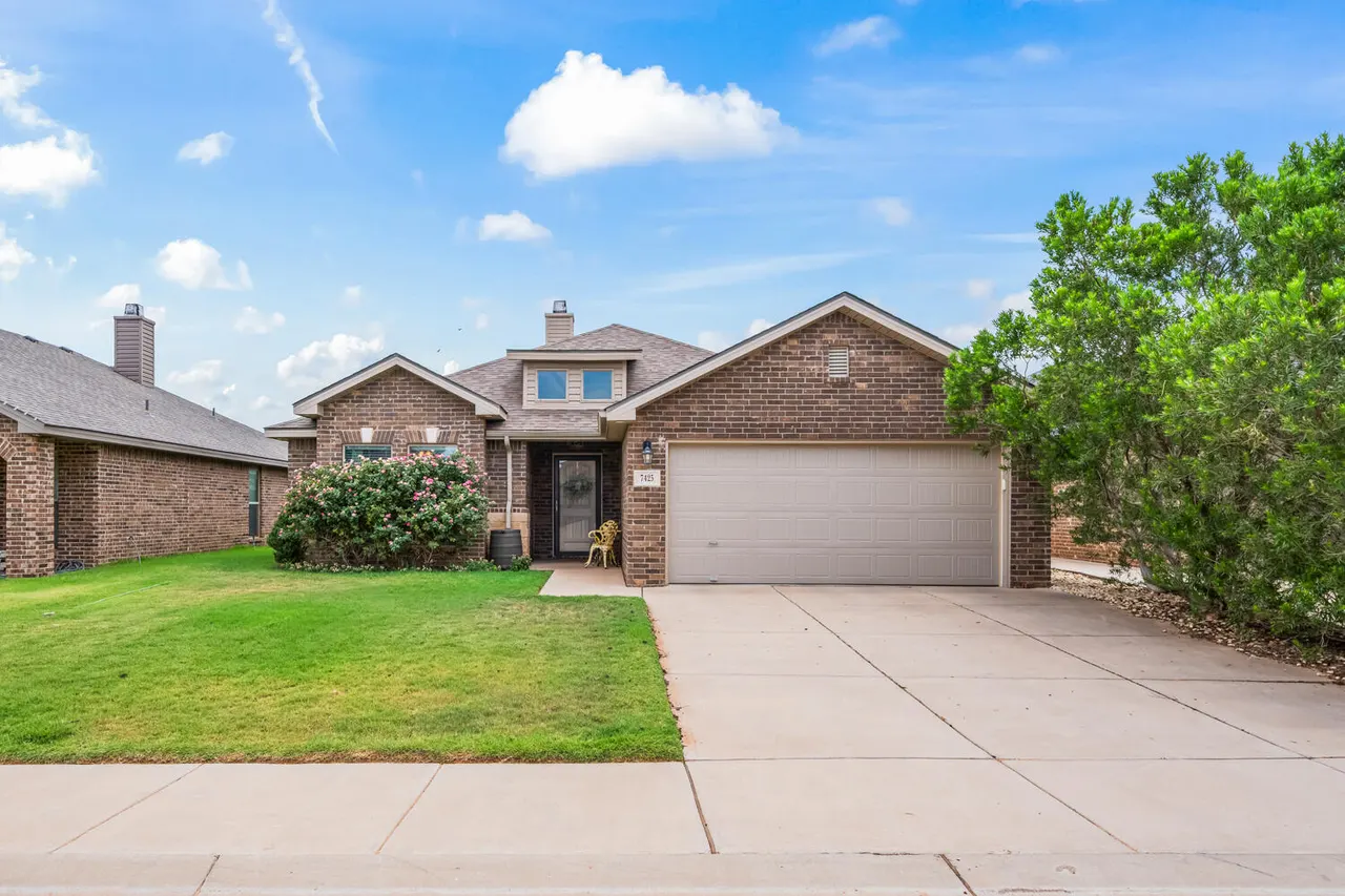Photo 2 — 7425 104th Street, Lubbock, TX 79424