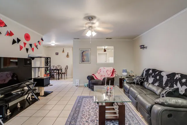 Photo 7 — 918 N Bangor Avenue, Lubbock, TX 79416