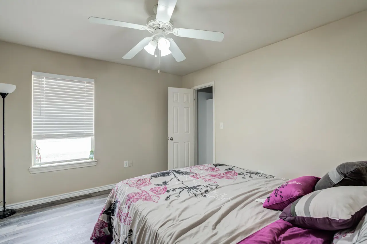 Photo 16 — 918 N Bangor Avenue, Lubbock, TX 79416