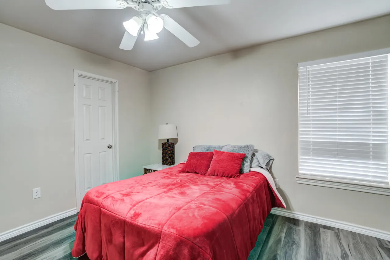 Photo 22 — 918 N Bangor Avenue, Lubbock, TX 79416