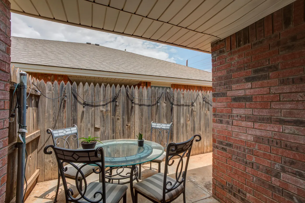 Photo 24 — 918 N Bangor Avenue, Lubbock, TX 79416