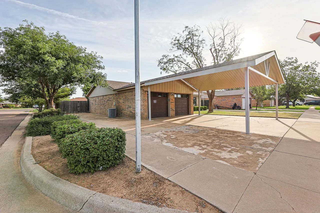 Photo 2 — 5920 14th Street, Lubbock, TX 79416