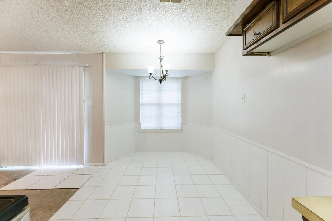 Photo 19 — 5920 14th Street, Lubbock, TX 79416