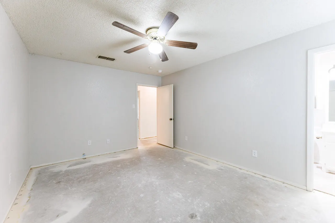 Photo 21 — 5920 14th Street, Lubbock, TX 79416