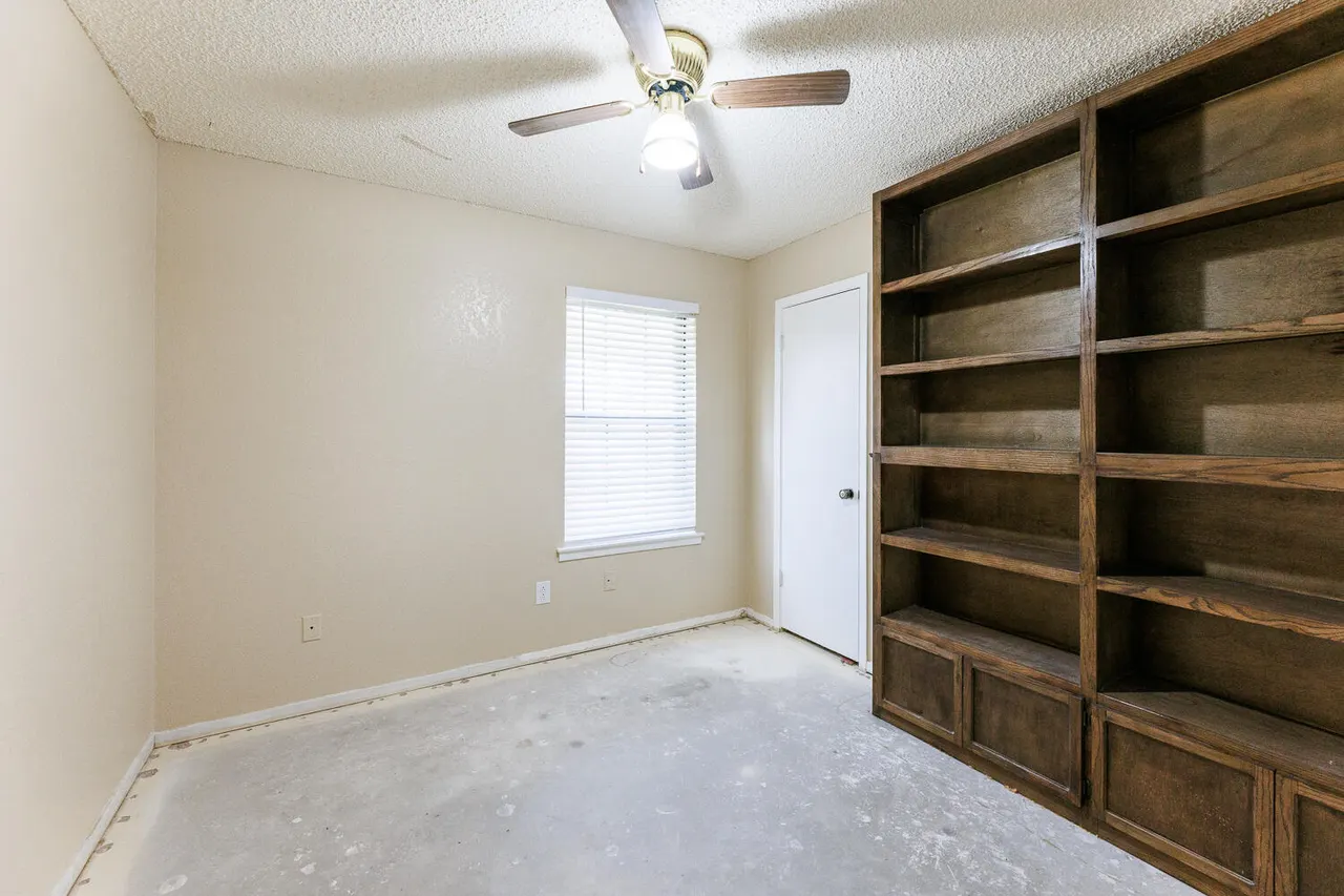 Photo 34 — 5920 14th Street, Lubbock, TX 79416