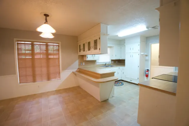 Photo 3 — 9003 Lynnhaven Avenue, Lubbock, TX 79423