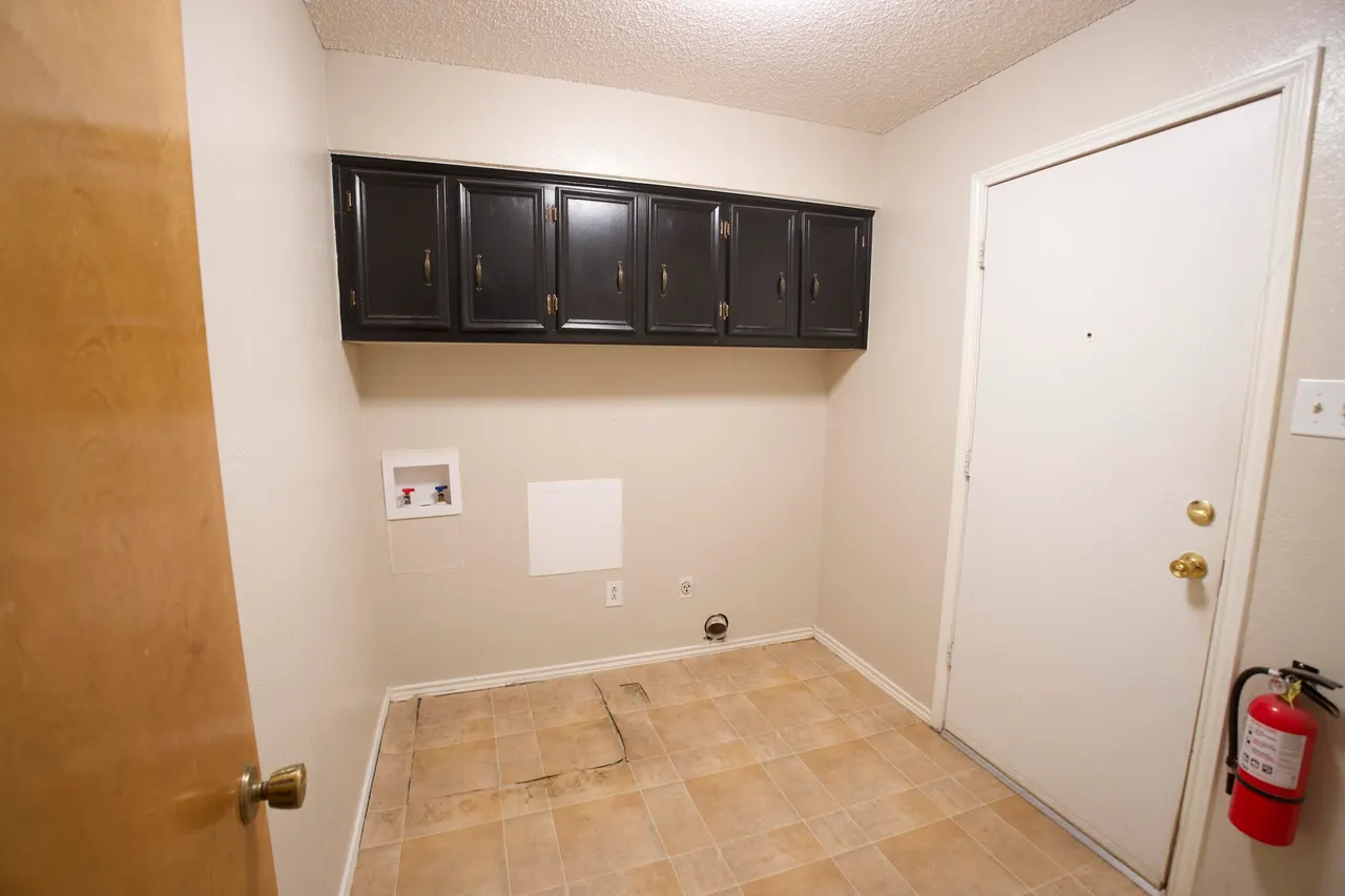 Photo 13 — 9003 Lynnhaven Avenue, Lubbock, TX 79423