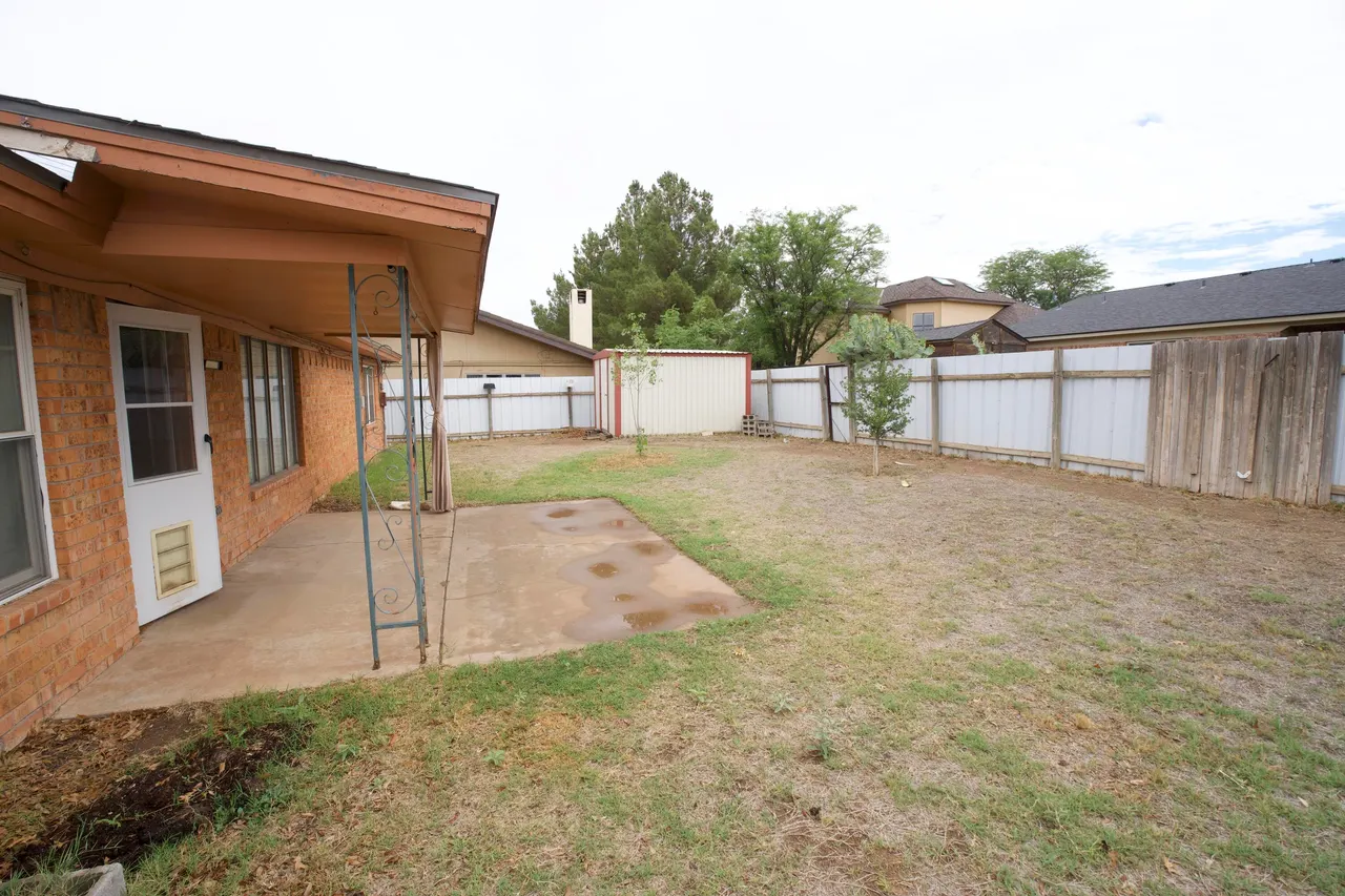 Photo 14 — 9003 Lynnhaven Avenue, Lubbock, TX 79423
