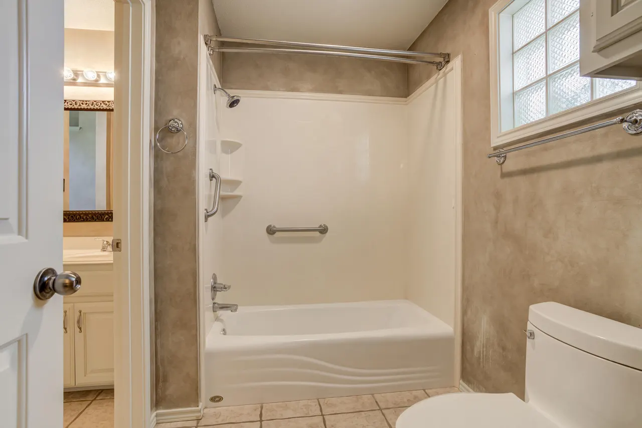 Photo 40 — 7104 78th Street, Lubbock, TX 79424